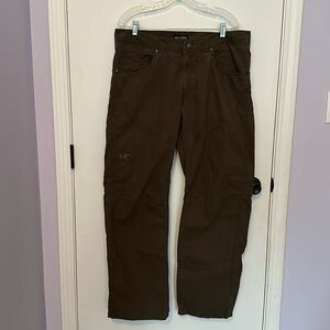 Arc’teryx pant 36x32